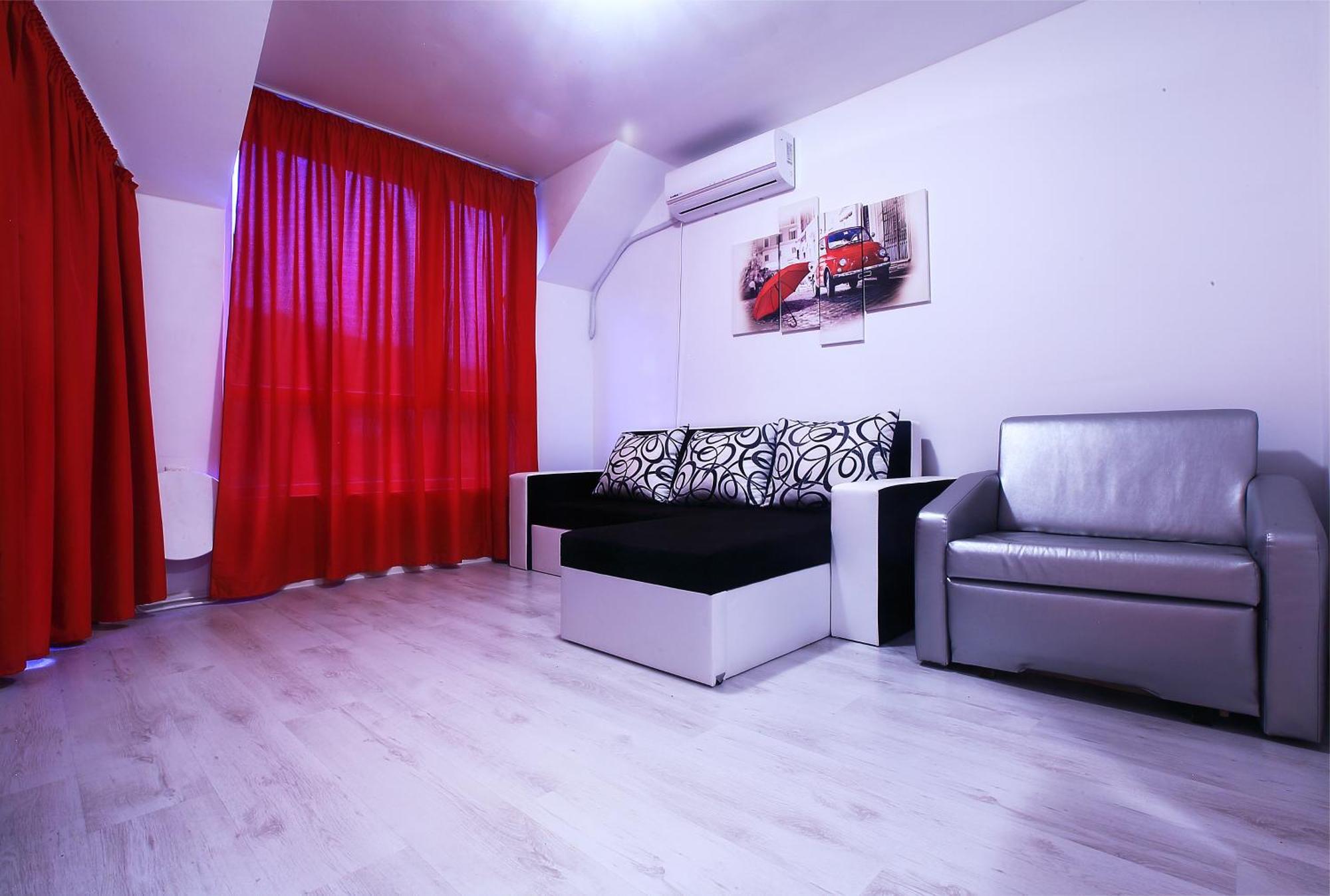 Private Apartment With Parking And Pool Balchik Exterior photo