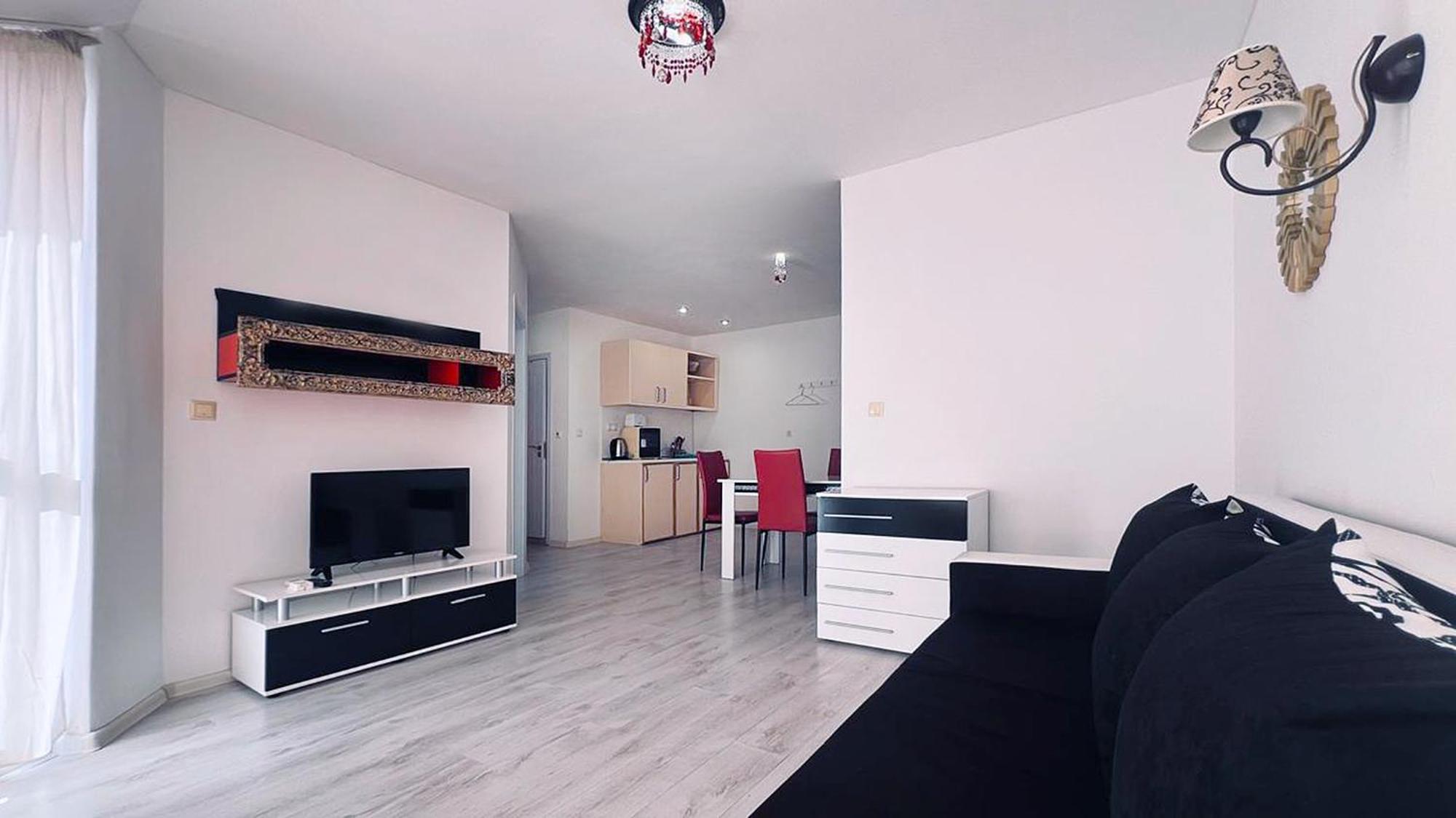 Private Apartment With Parking And Pool Balchik Exterior photo