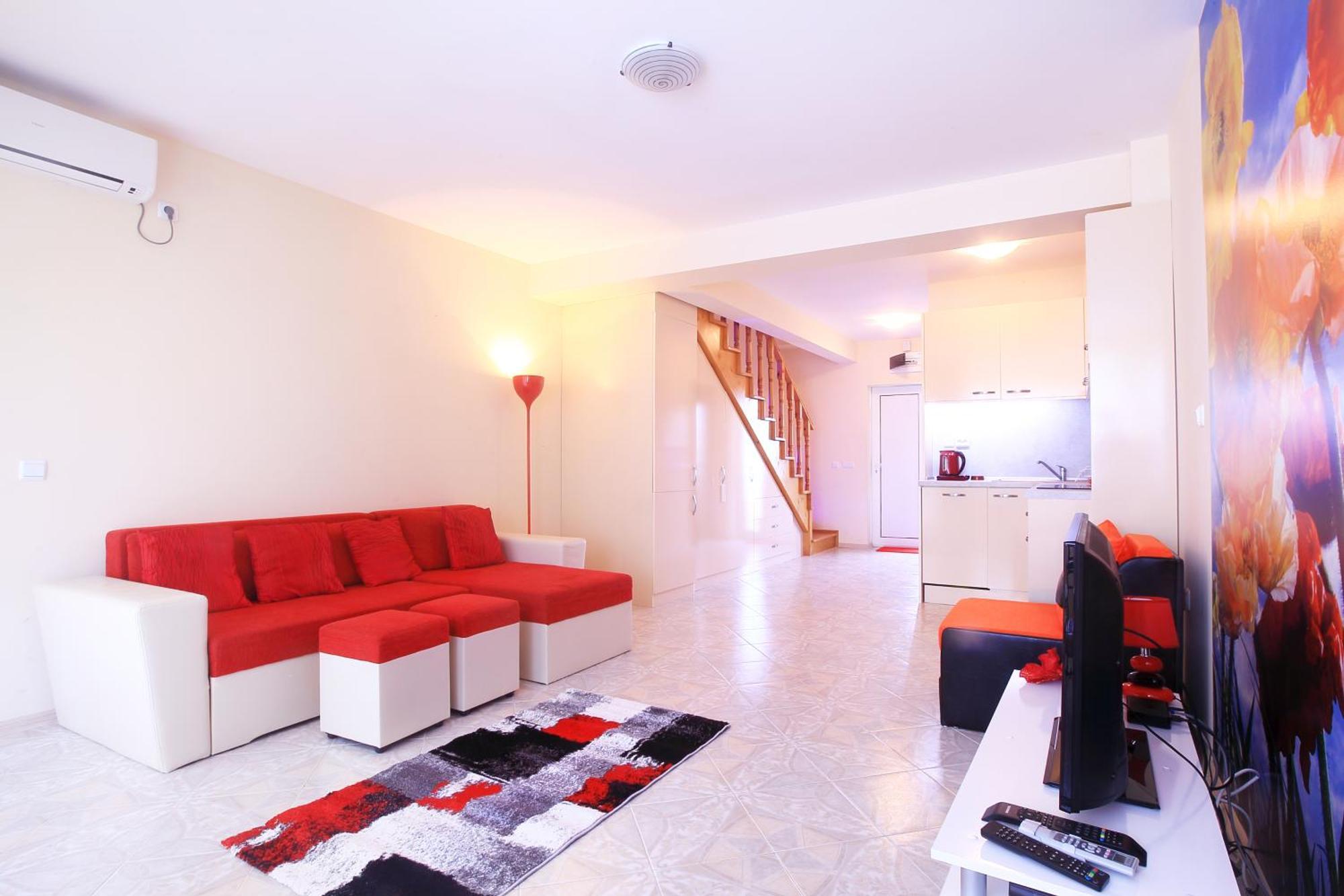 Private Apartment With Parking And Pool Balchik Exterior photo