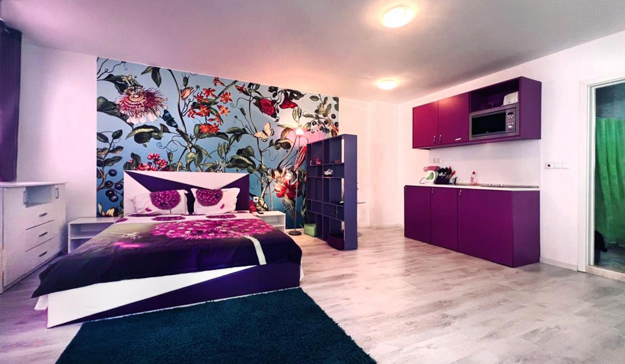 Private Apartment With Parking And Pool Balchik Exterior photo